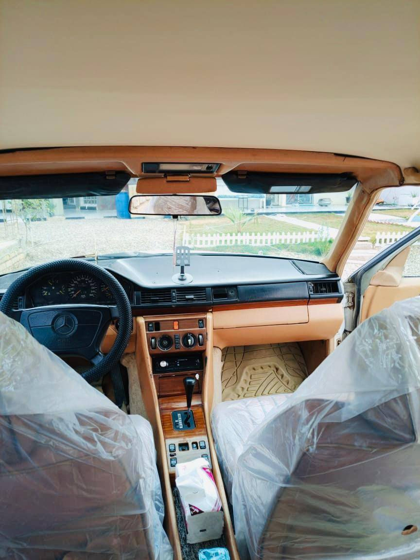 سلام عليكم بيع مستعجل مرسيدس  موديل 93 محرك 2500 حداديه جديده   سنويه لحد 30
رقم بغداد دولي الجديد  سعر  ٦٨ ورقه وبيها مجال قليل 
مكان الناصريه مركز  رقم الهاتف   ***********
