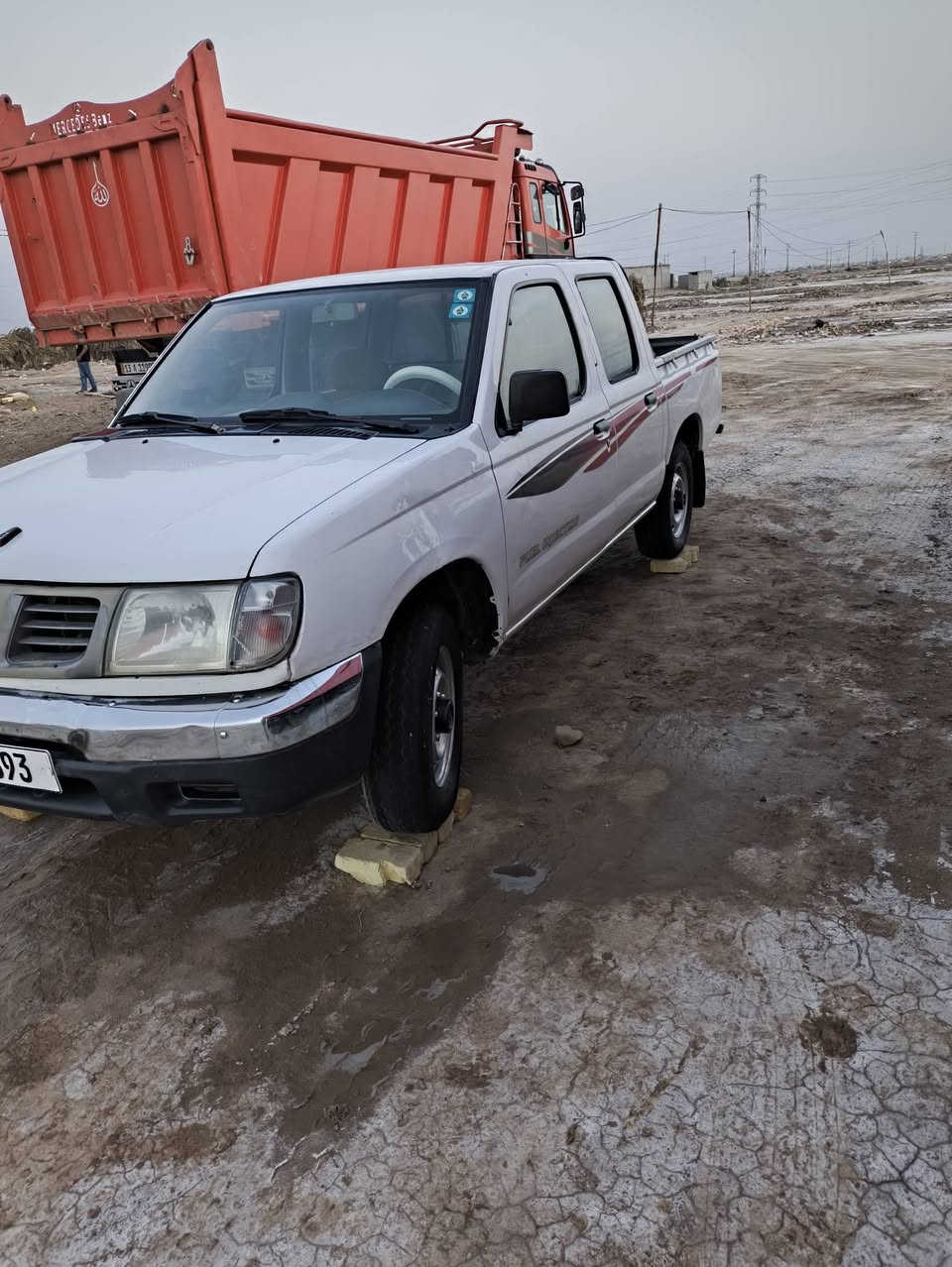 السلام عليكم سياره بيها بزه قدام بيها ضربه واصله حوالي دائما من الشاص مكينه جديده جير جديد باسمي طائرات نص عمر سعر 65 بها مجال ***********
