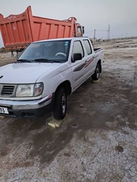 سياره بيها بزه قدام بيها ضربه واصله حوالي دائما من الشاص مكينه جديده ج...
