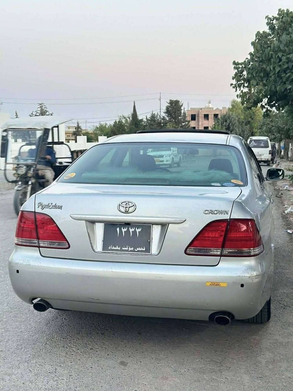 سەرەتا بەناوی خودا
toyota crown شاهینە 
موس موس 
سەیارەکە رۆیەڵە 
2 دوگمەی ناو رەساسی 
ساج قاوەیی 
بێی بۆیاغ 
بەس شوێن موسەکانی بۆیاغە 
سەیارەکە سڵایدە 

سەیارەکە موسی 2 دوگمەی رۆیەڵەو سڵایدە بێی بۆیاغە سەیارەکە هی ماڵانەو زۆر خاوێنەو بێی مەسرەفە 
بۆ نرخ نامە بنێرە یان تەلەفۆن بکە 
0750 151 0169
