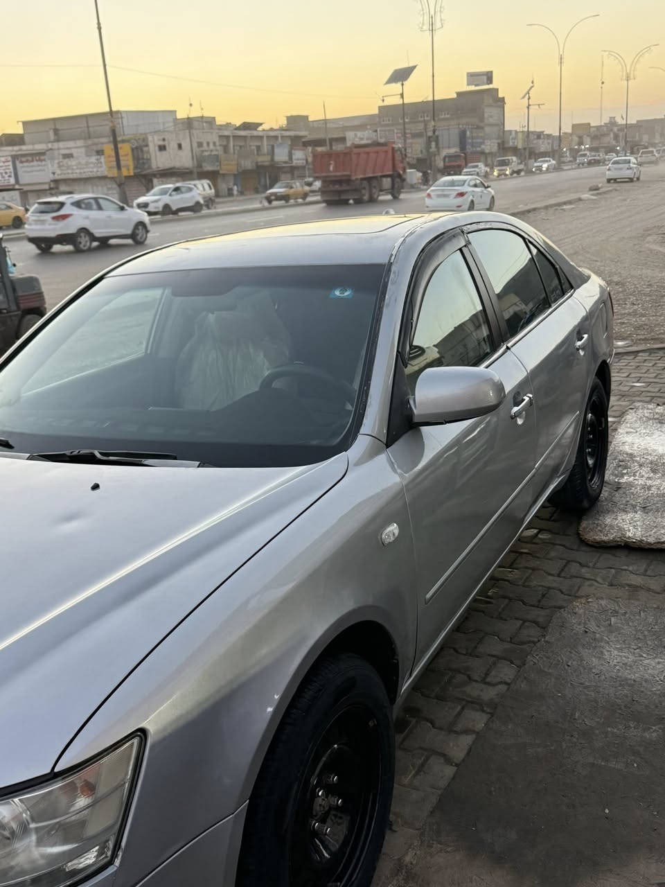 سوناتا 2009 خليجي بيها حادث جاملغات خلفي بدون حوض جاملغ امامي مكانها حله بابل السعر 81 
***********
