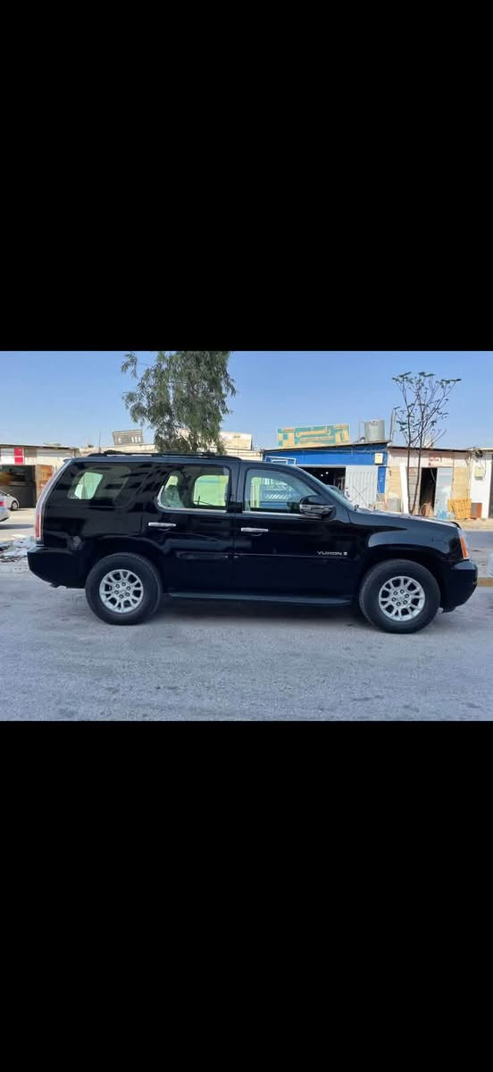 السلام عليكم سياره جمسي 2008 سياره كامله مكمله رقمها أربيل تحويل ثاني يوم سعرها 180$ عنوان بغداد للستفسار ***********
