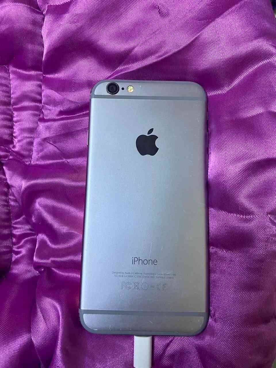 سلام عليكم
ايفون 6s الامريكي مستعمل قليل كلشي بلادي ما مبدل اي شي بي وجهاز نضيف شخطة مابي مضموم جان 

وكلشي شغال بي بطاريتة 70 حقيقي .

مكاني البصرة قرب مول بصرة تايم سكوير 

سعرة 100 وبي مجال 

***********
