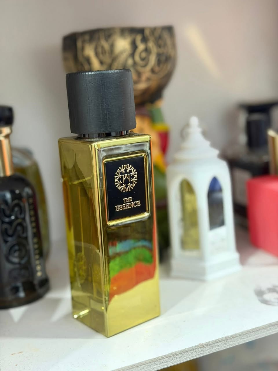 عطور اصلية للبيع مستخدم كما في الصوره بالضبط شي قليل
كارولينا هيريرا 200 الف
كيرلان چيري عود 450 الف
ايسينس 75 الف


**إذا كنت صاحب هذا الإعلان وتريد حذفه لأي سبب، رجاءا أرسل رسالة إلى الدعم الفني**