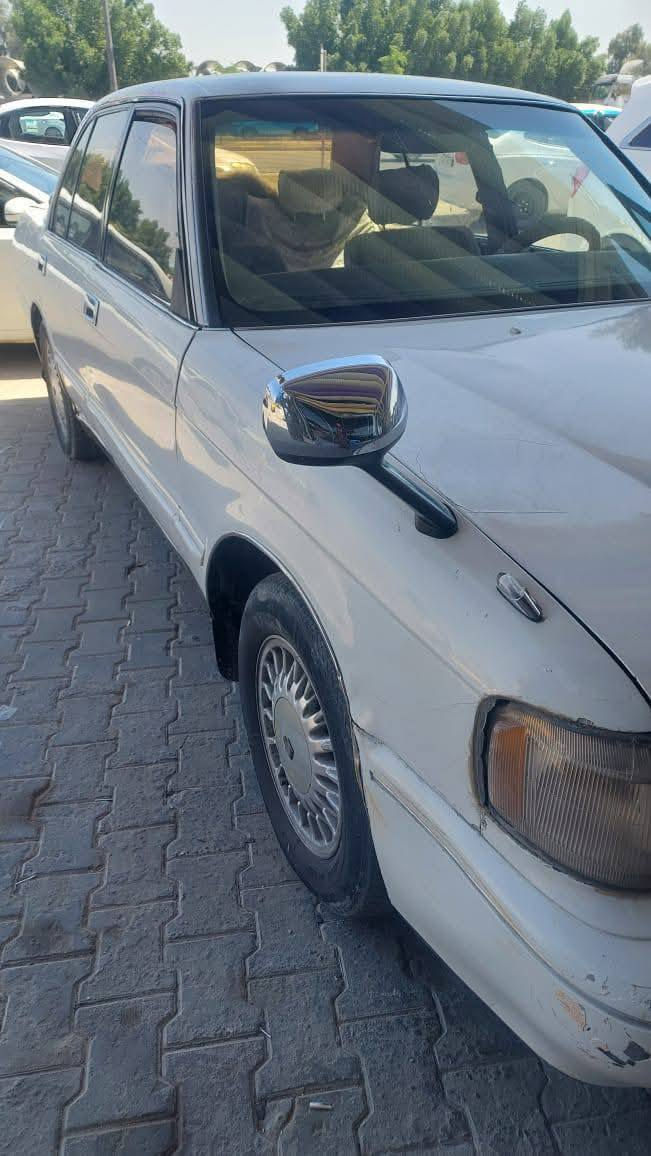 سلام عليكم ارنب جناز للبيع موديل 92 كير مكينة  2500 زينات كشرها نضيف سنوية صارلها شهر من  سقطت كهربائيات شغالة كلها حدادية الورة كاملة معايزة شي الحدادية الكدام 70 بالمية نضافتها تخم تاير جدد مكفولة من الكصة و نقل جثة و ضربة قوية بيها خياسات قليلة كلش بالعتبة مكانها نجف مالكها بالنجف شرط المداور  اتصال و واتساب  ***********   ***********
