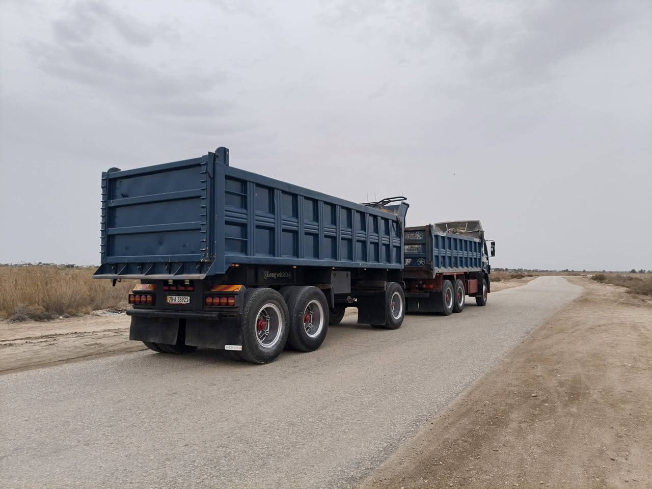 السلام عليكم للبيع البي مديل 92رقم اديالى إنكليزي بسمي مربوطه اثلاث لوحات محرك جديد35دبل تيربو كير210جديد مجموعه جيئف شاصي ابلاد گلاب مكفول شاصي وأقماره بدون صبغ دوشمه جديدة تخم تاير والعربانه شاصي 14مكفول شريط على طوله دناكير 16حداديه جديده ونج نساف رجائن مكلف بالنشر للاستفسار ***********
