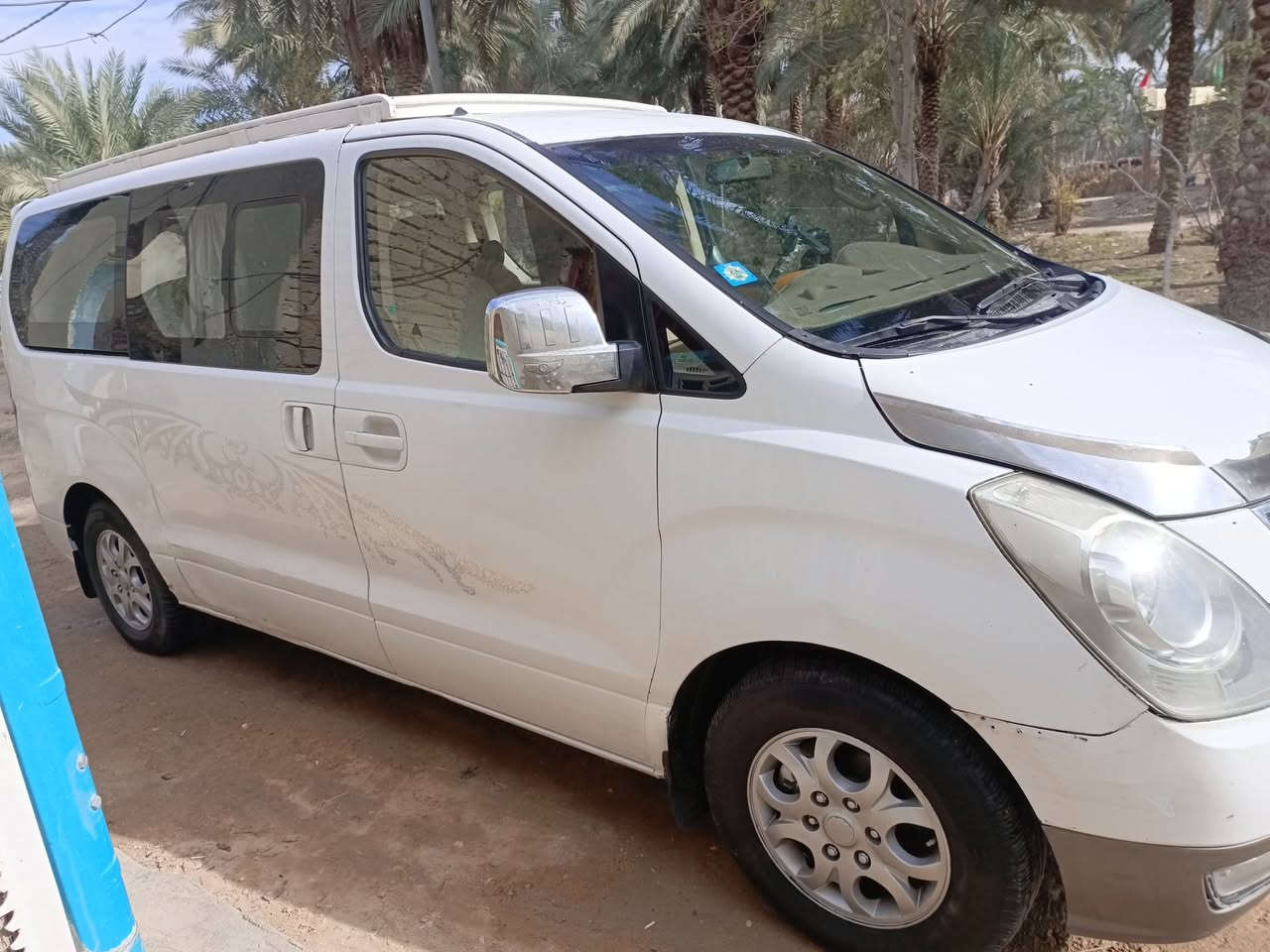 السلام عليكم ستاركس2009مفتوح
بيها جاملغ خلفي من الكنر والجوه صبغ موضح بصوره 
والباقي كفاله عامه 
مكينه وكير صار يومين من شديتهن  
حداديه نضيفه تبريد شغال سياره جاهزه ماناقصه كلشي 
العنوان دوانيه دغاره 
***********((‏‪***********‬‏رقم نكليزي تحويل ثاني يوم مصفره من كلشي
