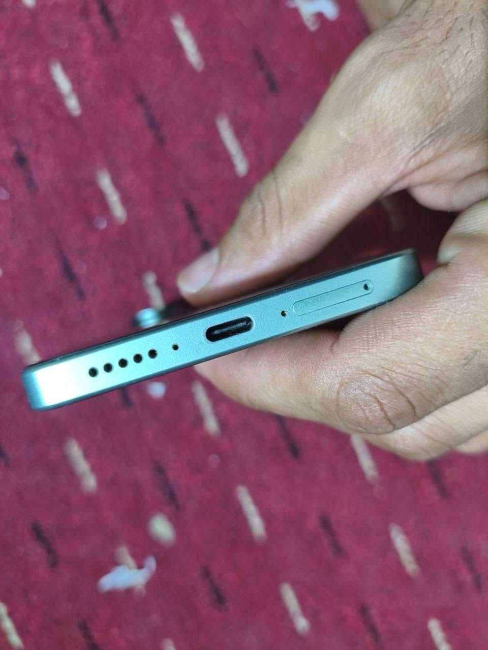 سلام عليكم
وحش الالعاب الــ(poco x7 pro 5g)
نضافة 100%
جهاز اخو اخو الجديد استخدام قليل كلش 
(المواصفات)
المعالج....Dimensity 8400
الشاشة 120هيرتز يشغل اي لعبة 120فريم
الذاكرة 256رامات 12+4
البطارية 98%عدد الدورات 112قوة البطارية 5300ملي امبير
اول استخدام للجهاز 2026يناير 
الجهاز يجي ويا كامل ملحقاتة +كفر +اريبود ايفون اصلي +مبرد مال العاب سعرة 300الف وبي مجال بسيط للشراي 
للتواصل واتساب ***********او الاتصال مباشرتا سبب البيع متوازي
