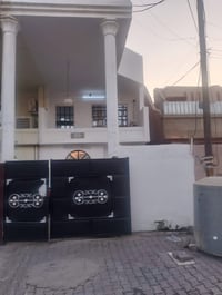 حي العسكري مقاطعة ٥٦ • ١٠٠م طولي • طابق ونص