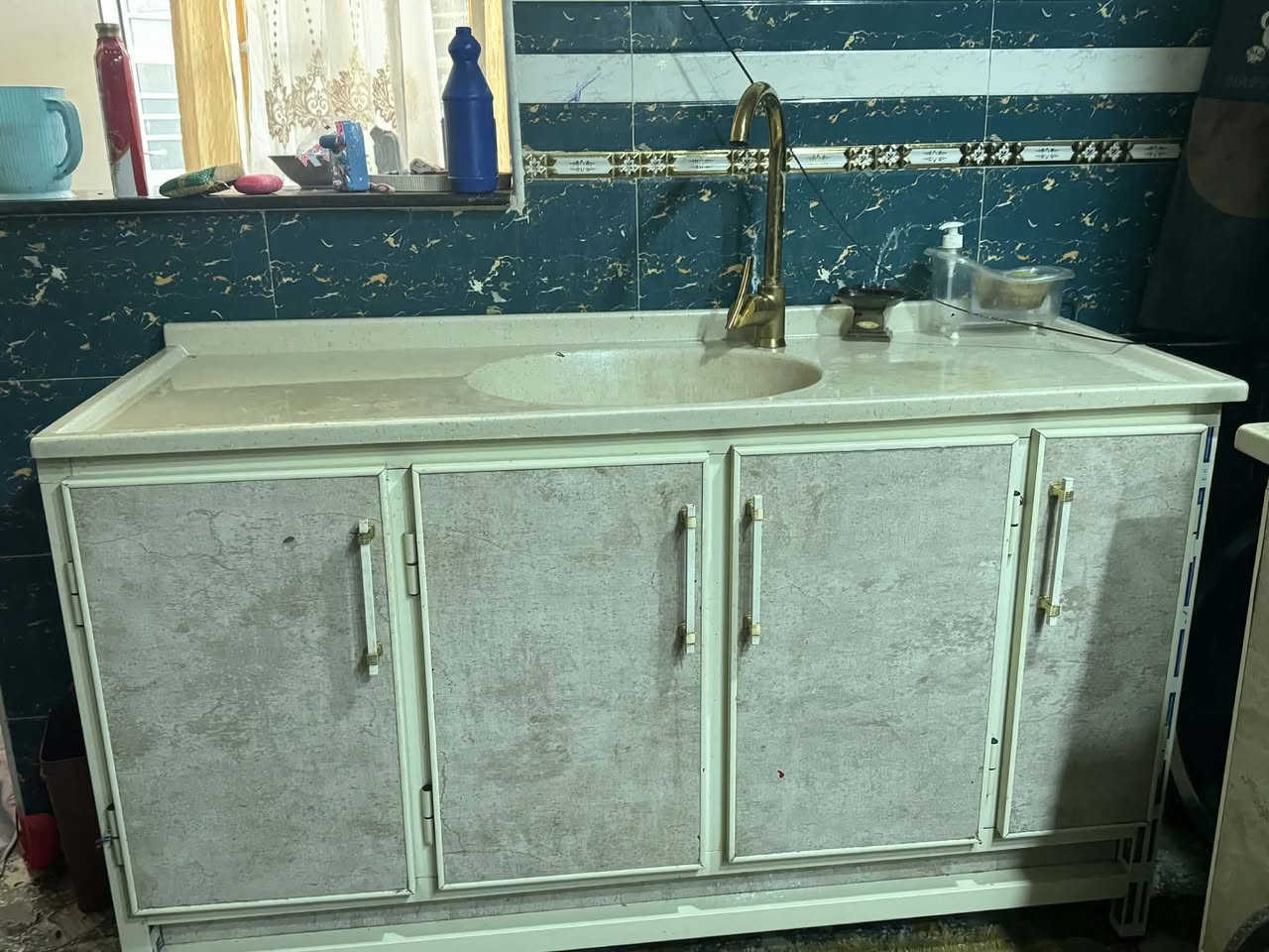 السلام كاونتر نضيف جدا ماخذته ب900
العنوان مدينه الصدر الحميديه


**إذا كنت صاحب هذا الإعلان وتريد حذفه لأي سبب، رجاءا أرسل رسالة إلى الدعم الفني**