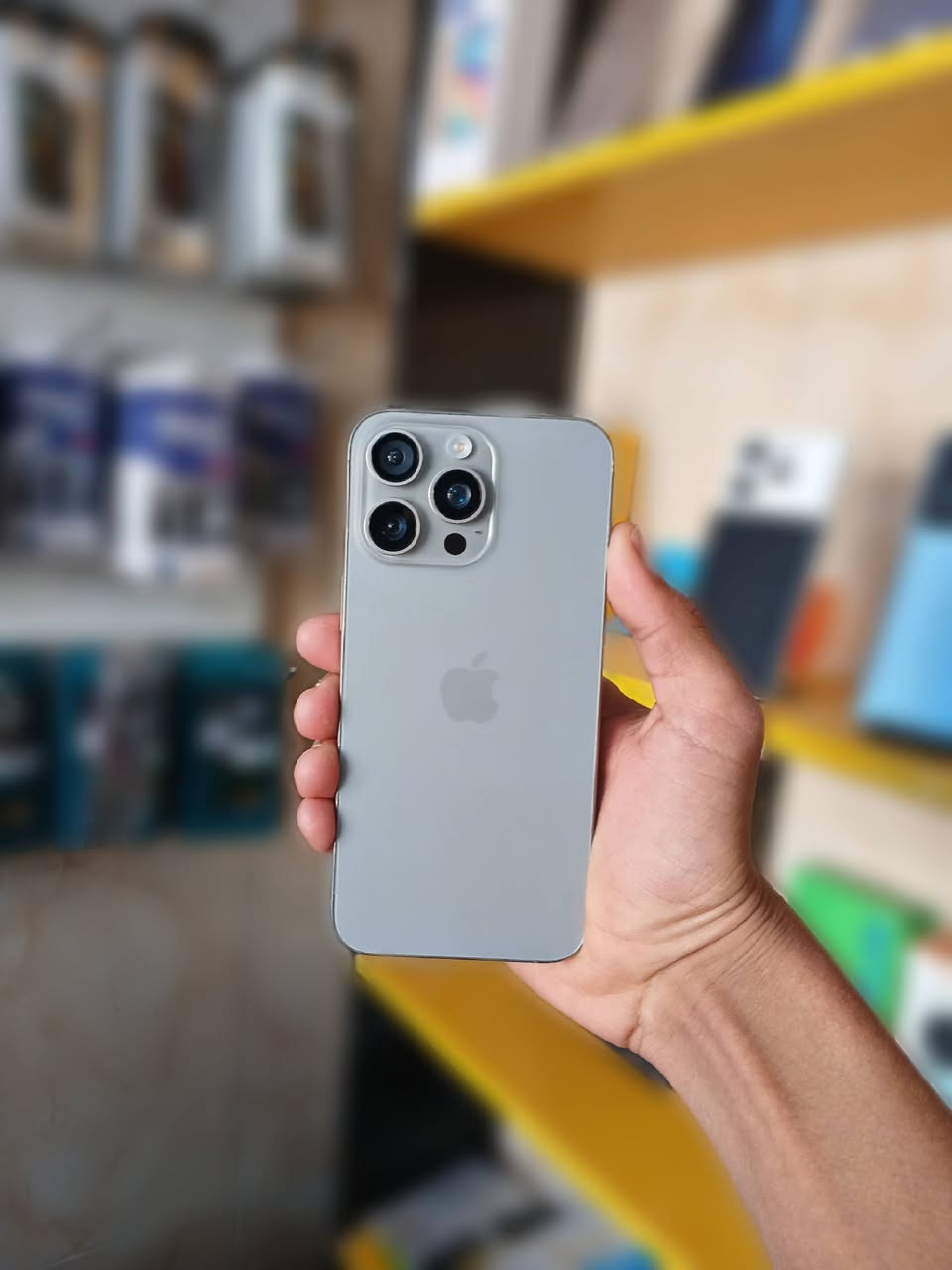 15 Pro MAX مستخدم✨
المواصفات ♥️👇
ذاكره 256
دبل شريحه
جهاز مستبدل ضهر فقط وكاله
نضافه 88
واسط قضاء الحي /شارع العقارات /مركز رويل
للتواصل واتساب *********** 🎉🌏
