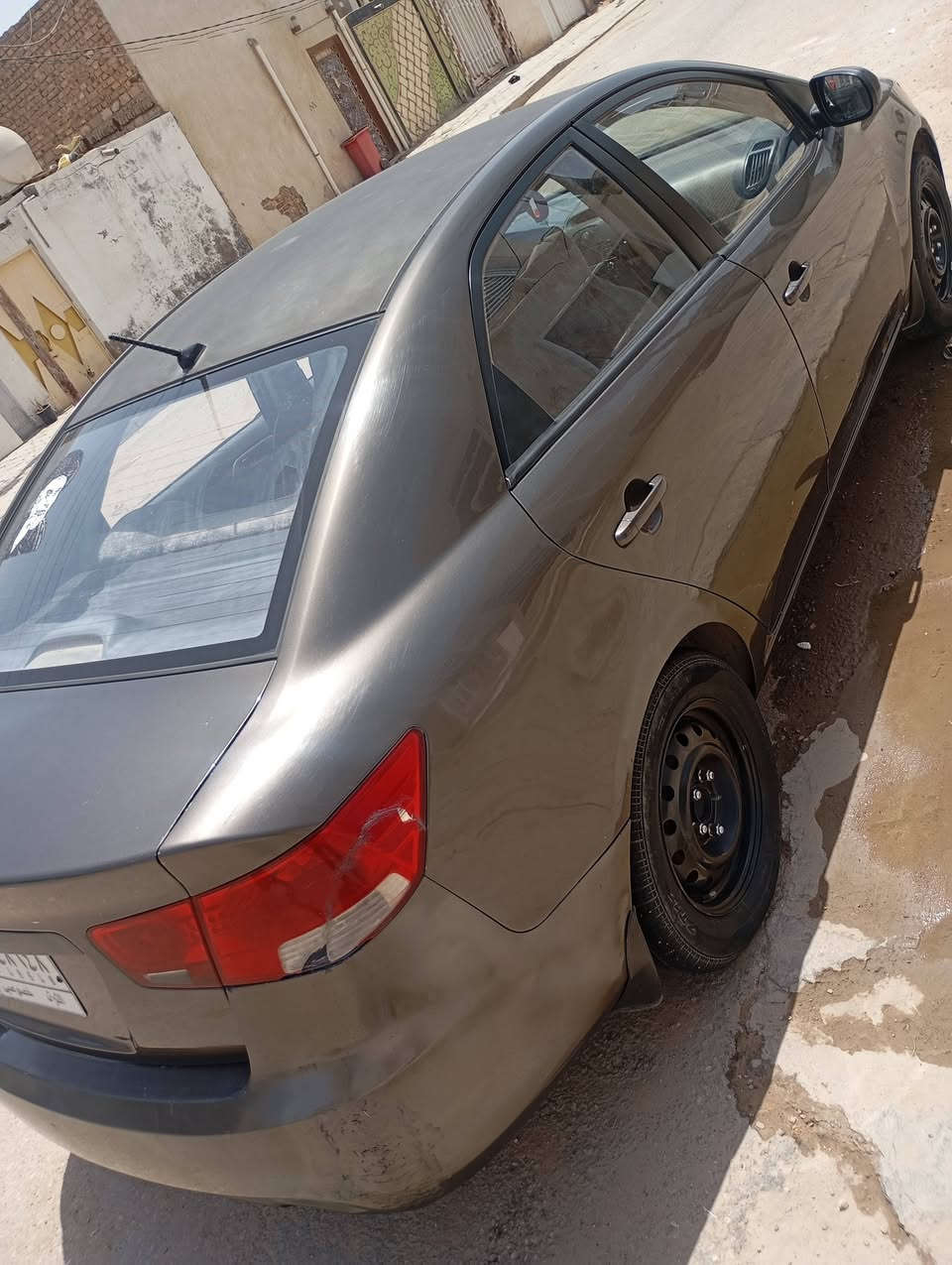 سلام عليكم سيراتو البيع ومراوس اكسنت موديل 2013 محرك 1600 بيه منطومة غاز
سيارة مكفول من محرك وكير وتبريد 
سيارة بيه دحجات أبيع حزام 
سعر 79 وبية مجال 
مكاني النجف حي الوفاء 
***********
