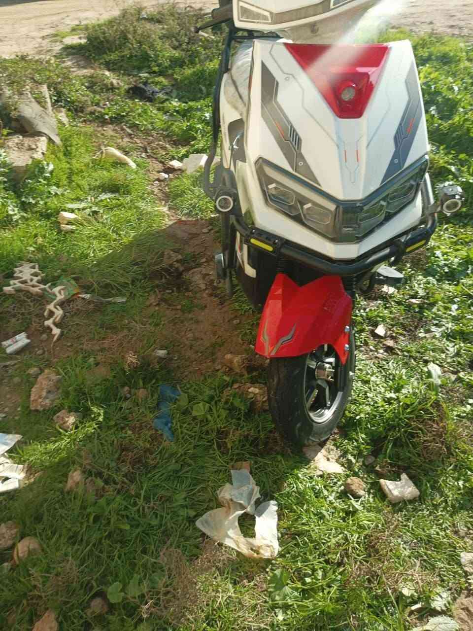 السلام عليكم
ماطور سكنس للبيع ماطور جديد فول مواصفات

السعر 750

بي بك R الرجوع للخلف
بي نضام P
سرعة الحقيقية 70
يمشيك 60كم
بطاريات جدد🔋🔋 

للاستفسار خابر على هذا الرقم
***********
مكاني موصل حي سومر
