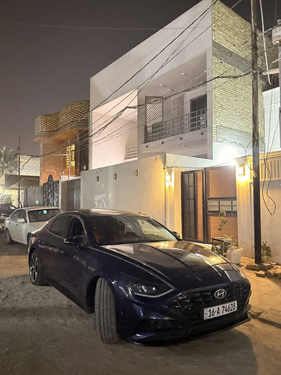 سوناتا 2021 وارد امريكي 

✨ اللون: نيلي مميز
⚙️ المحرك: 1600 سي سي تيربو
🔹 ناقل حركة أوتوماتيك
🔹 اقتصادية بالوقود مع أداء قوي
🔹 سيارة نظيفة وجاهزة للاستخدام
🔹 تصميم عصري ومواصفات مريحة
📌تصميم رياضي 

✅ محرك 1.6 تيربو بقوة تقارب 180 حصان مع عزم ممتاز للاستجابة والتسارع.  

📍 الموقع: النجف / كوفة
💰 السعر:  150 وبيه مجال 
📞 للتواصل: *********** واتساب فقط 

“فرصة مميزة لمن يبحث عن سيارة عملية، اقتصادية، وشكلها أنيق.”

#سوناتا_2021 #هيونداي #سوناتا_تيربو #سيارات_للبيع #
