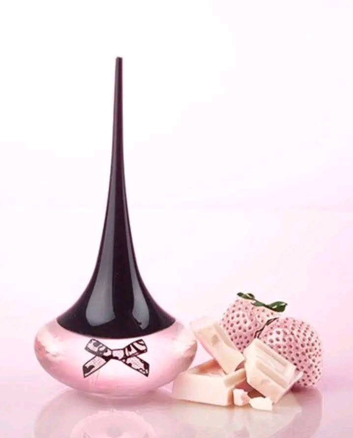 *"اكتشفي جمالك الطبيعي مع Oriflame! ✨  
منتجات عناية وتجميل مستوحاة من الطبيعة، بجودة سويدية.  
سجلي اليوم وابدئي رحلتك نحو التألق والربح! 💼💄  
راسلنا الآن لتكوني جزءاً من فريق النجاح!"**


**إذا كنت صاحب هذا الإعلان وتريد حذفه لأي سبب، رجاءا أرسل رسالة إلى الدعم الفني**