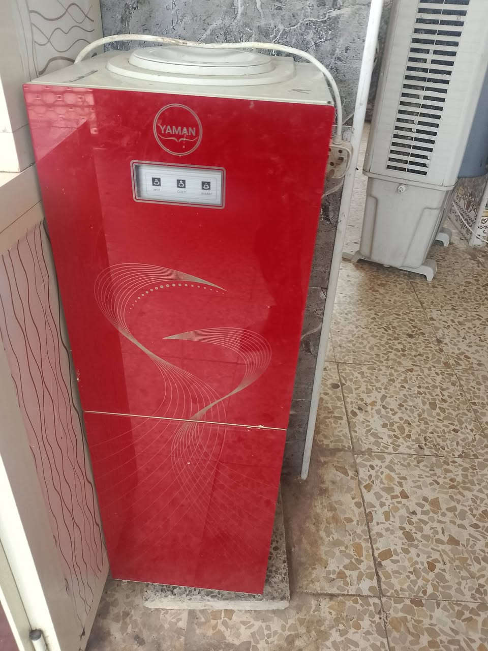 سلام عليكم عندي غراض للبيع سندويج ١٠قطع طول الوحده مترتين و٣٠ وعند جربايه ام النفر وعندي جهاز الستنساخ يشتغل وبراد مي جديد ومكينه مستعمله اسبوع وهذا الترمز كلمن وسعره اليريد يخابر هذا رقمي بي واتساب ويدلل ***********
