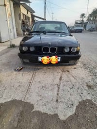 صباح الخير  بي ام  حجم 525 موديل 1990  كير اوتماتيك    رقم وسنويه جديد...