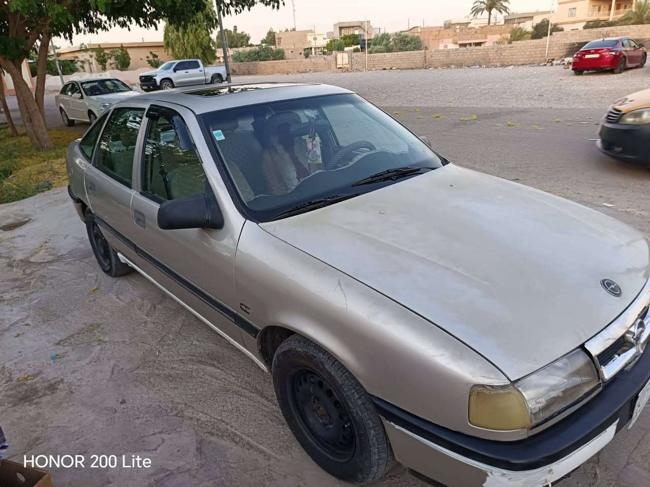 اوبل فيكترا موديل 92 سياره رقم ديالى بشرط تحويل سنويه 4شهر ساقطه فول مواصفات كير أوتو تبريد. مكفولة من ظربه وخياس وصبغ  سعره 33 مكان ديالى خانقين رقمي *********** خناقين, ديالى
