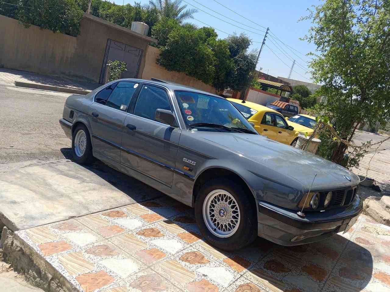 اي نقص سلام عليكم بي ام 525 محرك فل موديل 91 لون مميز سمنتي سنويه ساقطه بال 21 رقم كركوك سياره مابي اي نقص من دعاميه لدعاميه بشرط للبيع او مراوس مع تكسي اربع تايرات ويل حصير كله جديد كهربائيات منضومه زينون كله مابي اي نقص سعره 34 بي مجال او مراوس عنوان كركوك رقمي ***********

