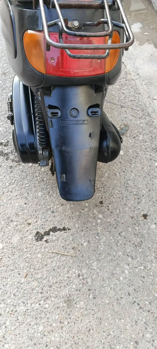 السلام عليكم دراجة منغولي فحل مفتوحه دراجة كلش حلوه ونظيفه كلشي بيه شغال سلف هندر  كهربائيات عدادات كله ابلاد السعر 325 ناصريه المركز ***********
