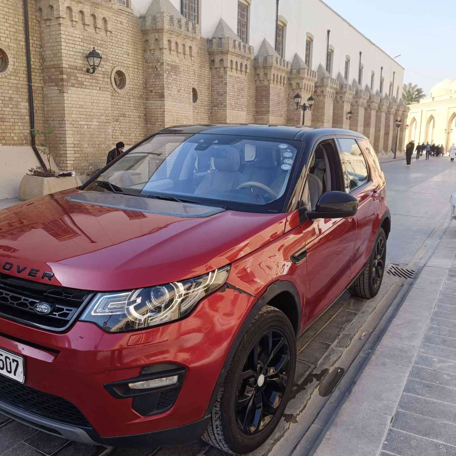رانج روفر 2015 مكفوله سعر 16000 ألف التفصيل اتصل 
***********
+964 750 636 8432
