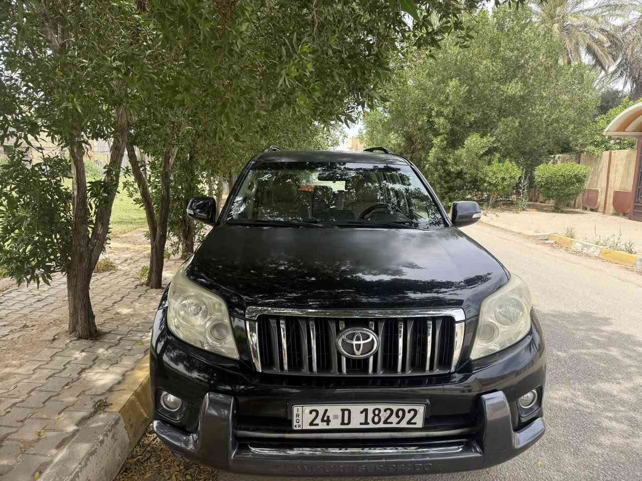 برادو 2010 للبيع بأسمي سيارة مكفولة من الحادث والصبغ كما مبين بالسونار سعر 190$ ، مكان السيارة كربلاء حي المعلمين ***********
