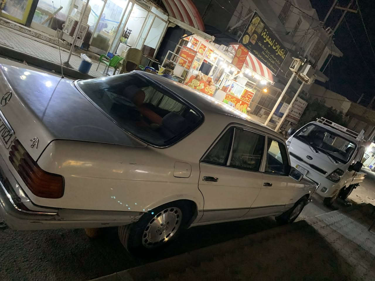 سلام عليكم مارسدس  باب طويله رئسي1984 البيع رقم   بغداد نكليزي بسمي  

شرط مداور طيك مده شهر وتجي داور

سعر 60وبيه جال لطيبين 
 
محرك 3000 بطه ديلكو
منضومه تبريد جديده 
كهربائيات مندعاميه لدعاميه كله شغال
تايرات جدد
حداديه زينه 

***********.
