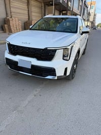 موديل ٢٤ • ٦ سلندر • ماشيه ١٩ ألف