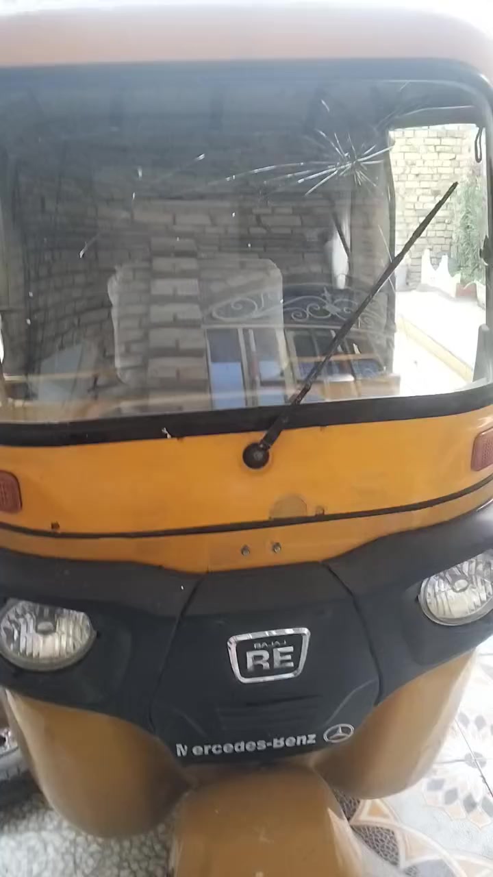 تكتك 21 البيع السعر 7ملاين التكتك اوراق وكيله شاكر المحرك مكفول بس عوزه تعمير بصيط تكتك خير من الله جاهزه بوجهك الشارع ***********
