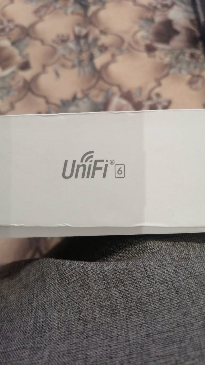 راوتر unifi 6
اكتب سعرك وبالعافيه ***********

