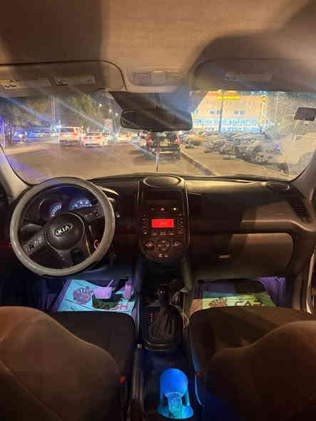 كيا صول موديل ٢٠١٣ باسمي سنويه حديثه سياره نظيفه مال بيت
محرك ١٦٠٠ جديد باتري جديد 
سياره جاهزه متواجد في بغداد وبابل 
  الرقم واسط 
السعر ٨٦ 
***********
