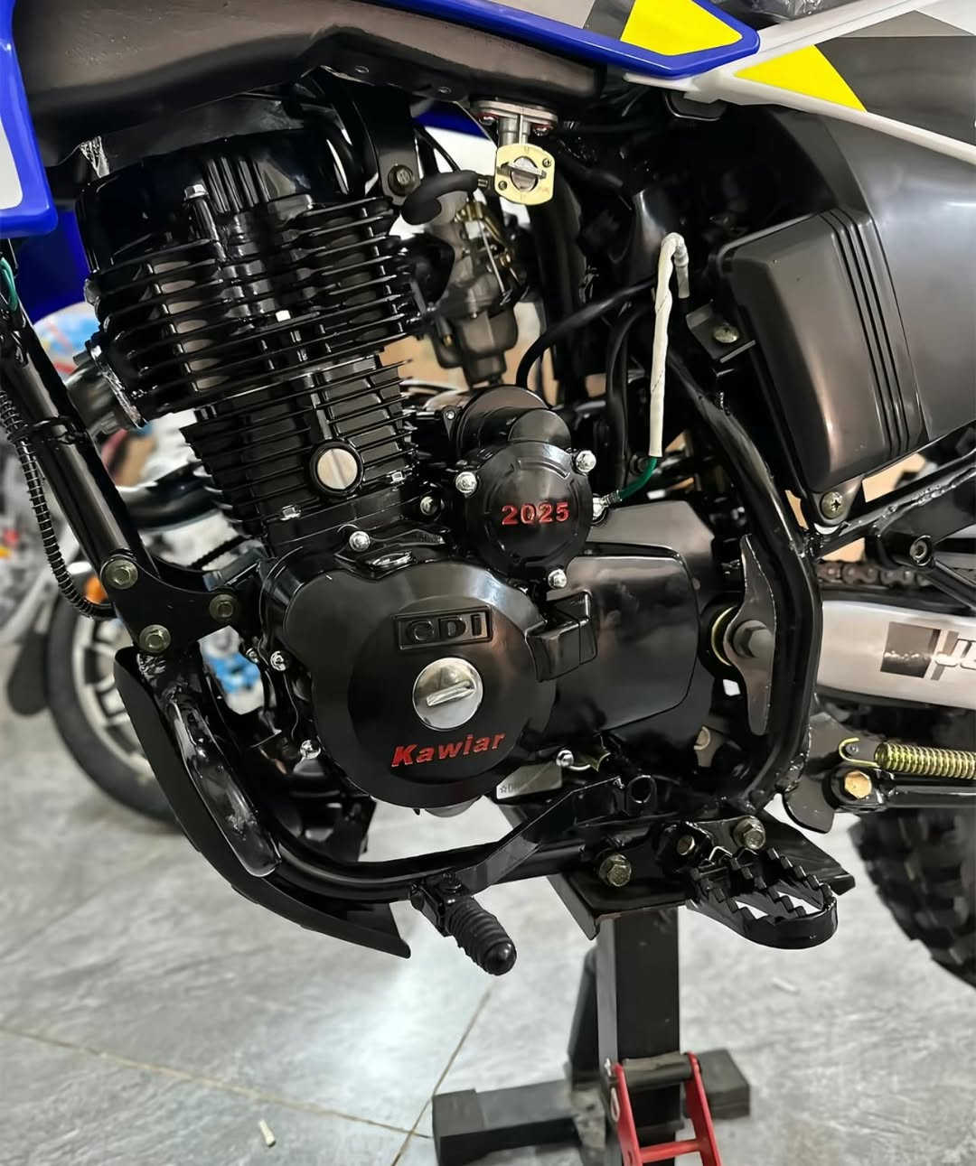 السلام عليكم وحياكم الله
توفر قفاز كاويار حجم المكينه ٢٥٠ موديل 2025
للحجز او الاستفسار واتساب ***********
توصيل كافة محافظات العراق متوفر
