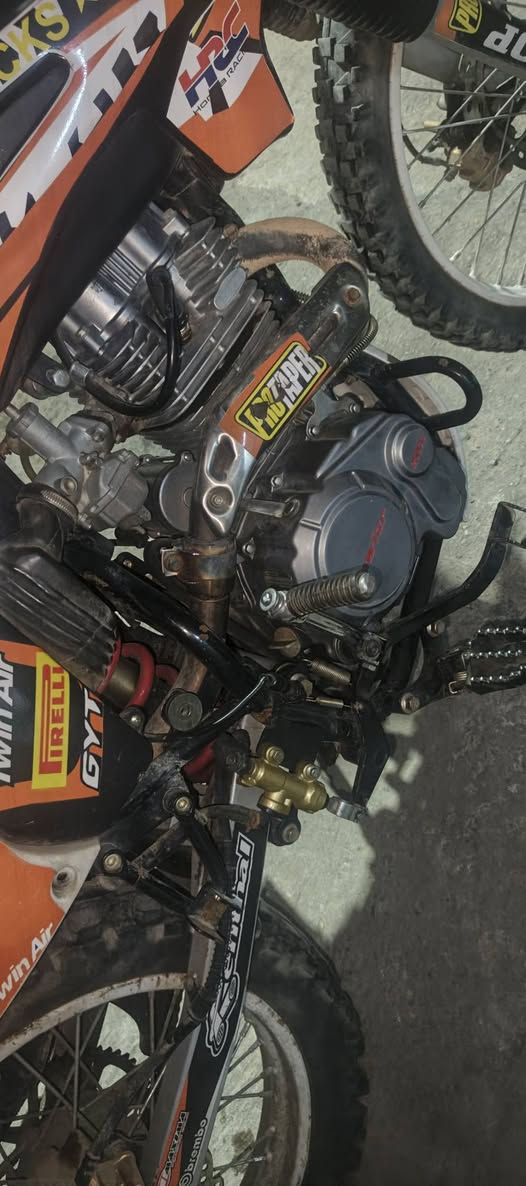 درجه نظيفه وخير من الله لا تنقيص ولا تبخير مديل 24وبيه مكاتبه مكفوله من العشاير العنوان بغداد السعر ٩٠٠وبيه مجال رقم ‏‪***********‬‬
