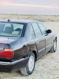 بي ام 730 • محرك مفتوح • رقم بغداد