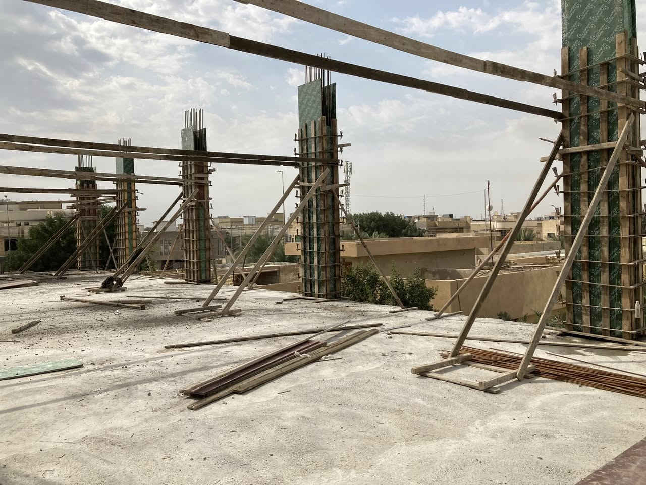 يا الله نجار قالب متفرع شغل نظيف وسعار السوك اتصل ***********
