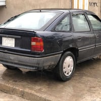 اوبل فكترا محرك 20  موديل 1991 سلايت  اربعه تايرات دسك  وايرمنيه كلها ...