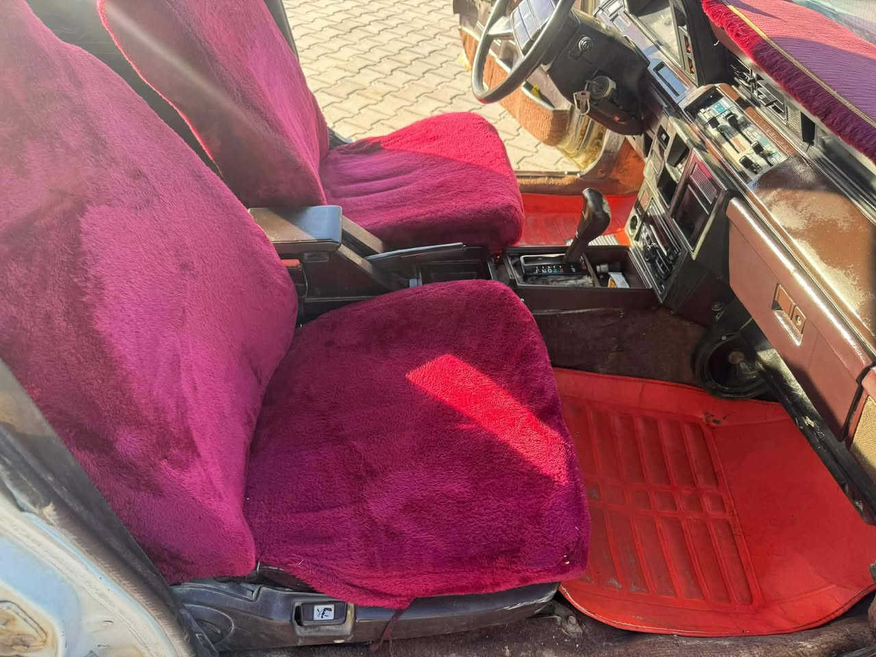 سوبر موديل 84 رقم صلاح الدين دولي شرط التحويل سنوية لل31
گير ومحرك بطة شرط شلعة ونشاط ومن كلشي 
سيارة معمرة تعمير جديد تعمير الموصل 
بيها نواقص بسيطة 
صدر جديد تايرات جدد باتري جديد سيارة حلوة وگاعدة 
المكان صلاح الدين تكريت 
*********** 
السعر 38 وبيها مجال قليل🌹🌹
