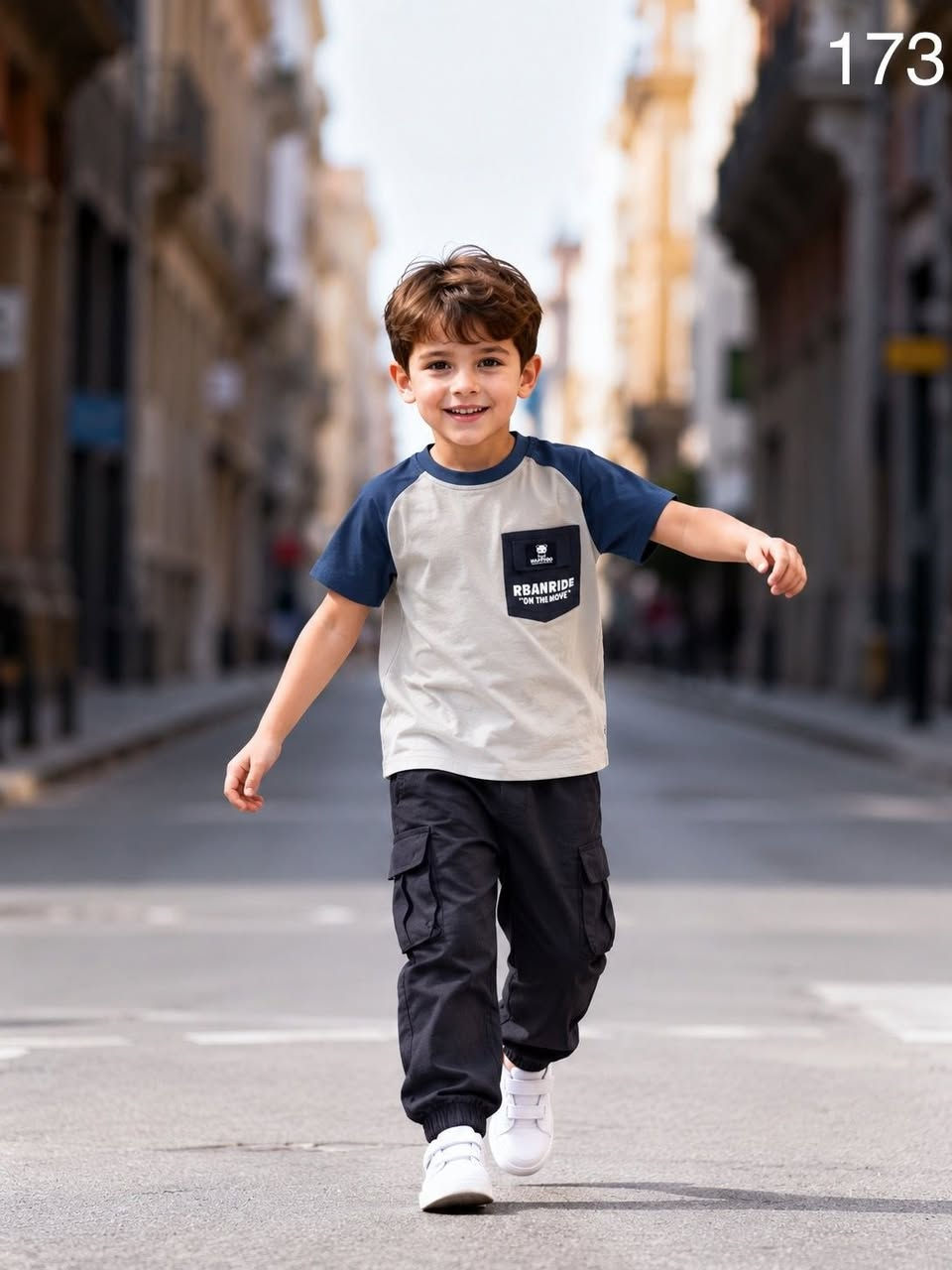 تعلن ازياء الق عنه عن وصول قاط ولادي. 
البنطرون كتان والبدي قطني ليكرا.
قياسات S.M.L.XL
يلبس من ٢ ال ٥ سنة.


**إذا كنت صاحب هذا الإعلان وتريد حذفه لأي سبب، رجاءا أرسل رسالة إلى الدعم الفني**