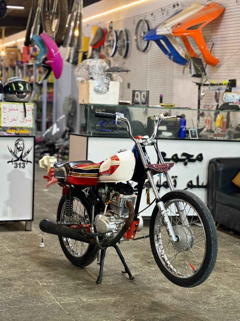 السلام عليكم
للبيع اوراق اصولي وكيل الربيعي مديل 18 تعميرة 25 مكينه سيجي كفاله عامه 
سعر 675 وبيه مجال 
مكان كوفه علوة الفحل 
***********
