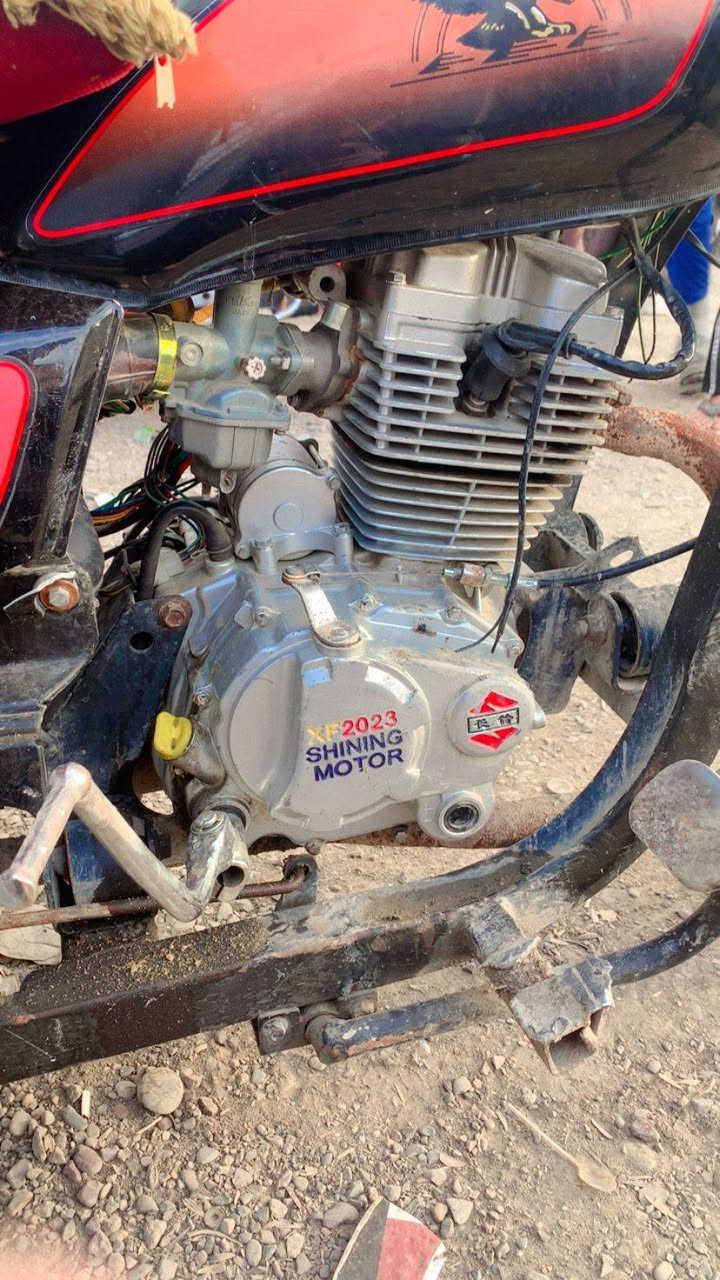 السلام عليكم ستوته جمرة سوده موديل 20 مكينه 23 سعرها 1200 وبيها محال قليل كهربائياتها شغال عوزها بس سلف المكان مدينة الصدر بغداد الرقم ***********
