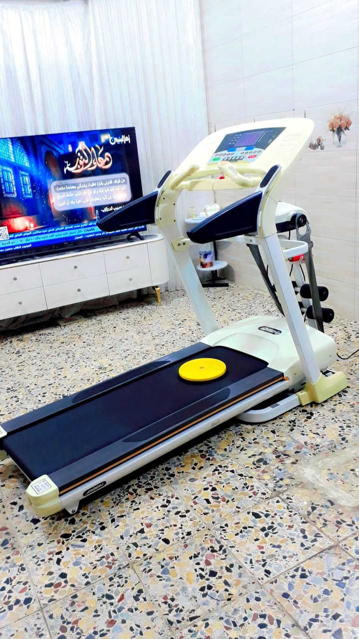 جهاز جري جديد جديد امريكي دبل ماطور جبلي  سرعه 180 وزن 200 جهاز ضخم بي جهاز حرق دهون البطن والخواصر شاشه المس سعرات حراريه ومسافه مقطوعه بلاتوث سماعات خارجيه السعر 300 بغداد الشعب *********** يوجد واتساب
