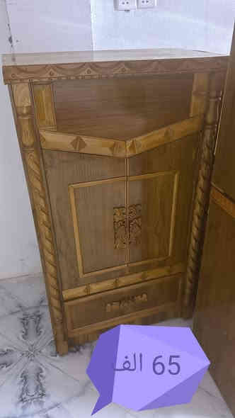 مساعد جكامج خشب ثقيل
سعر القطعه 65 الف فقط 
***********
***********
