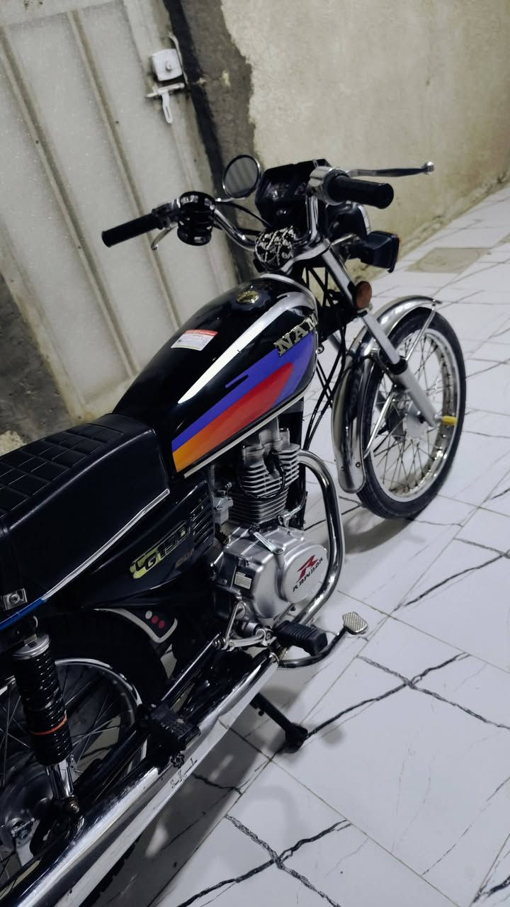 سلام عليكم نامه غراض شلامجة أصلي ومكينتة رابيدو أصلي تعمير 25 وشاصي متياز 25 اوراق وكيل سكنر 
السعر ب 700 وبية مجال مكاني بلقاسم ***********
