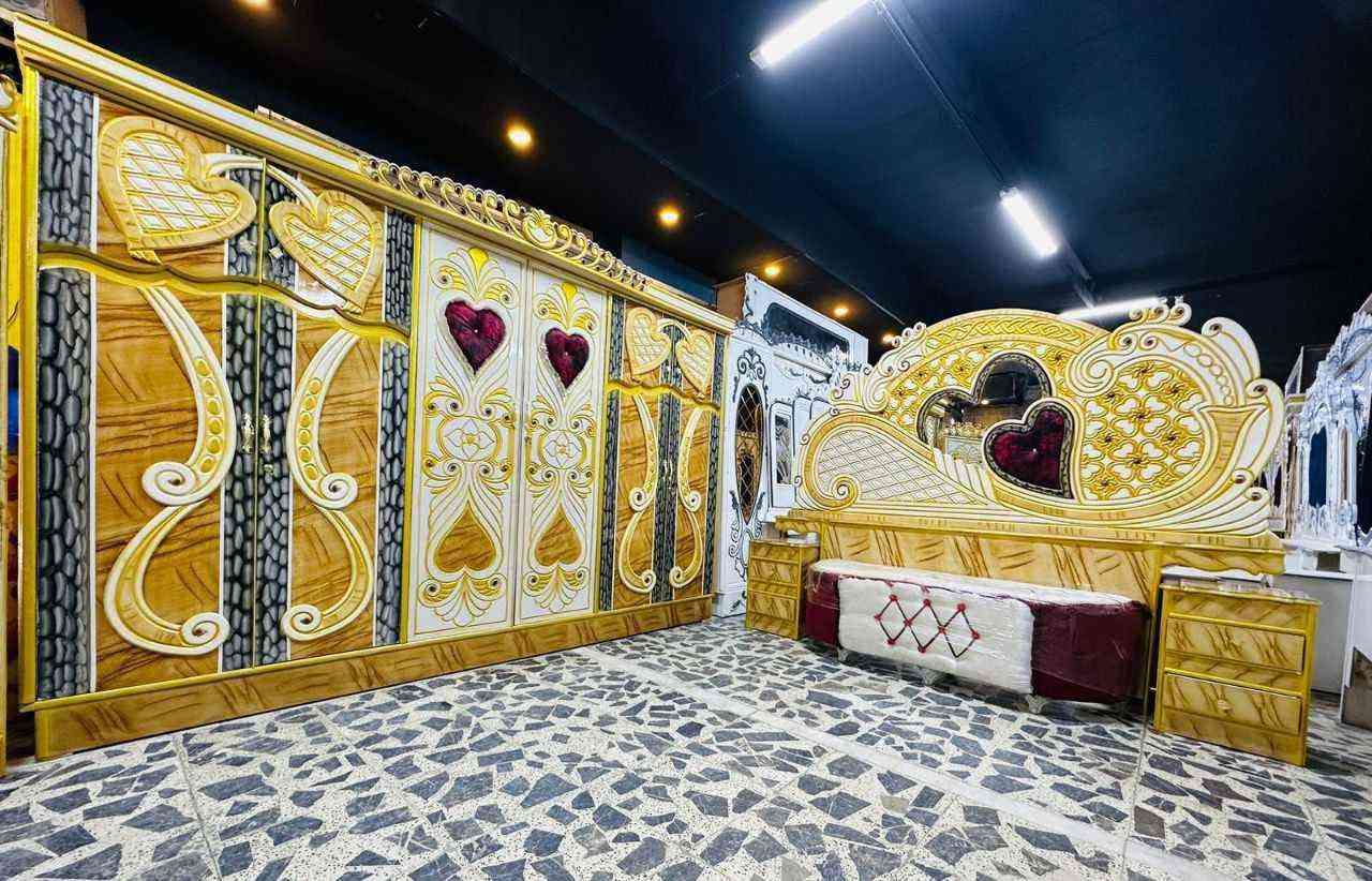 السعر 990 الف 

غرف نجاره عراقيه 💯💯

تتكون من ٧ قطع 

عرض الكنتور 3 و20سم

ارتفاع الكنتور 2 و20سم

السرير بلوك ٦ ارجل

طول السرير 200 سم 

عرض السرير 160 سم 

الضهر شد براغي

الزاويه بارتفاع الكنتور 

الشازلون والطابوريه 75 الف  

الدوشك 160 الف  ضمان 5 سنوات ديوانية, القادسية


**إذا كنت صاحب هذا الإعلان وتريد حذفه لأي سبب، رجاءا أرسل رسالة إلى الدعم الفني**