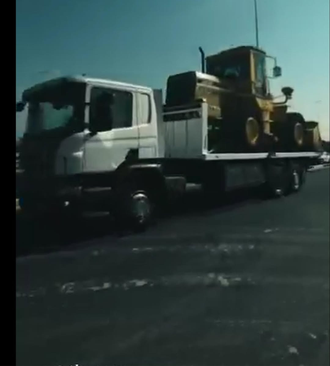 السلام عليكم 

نقل الاليات الثقيله للجميع محافضات العراق 

***********

***********
