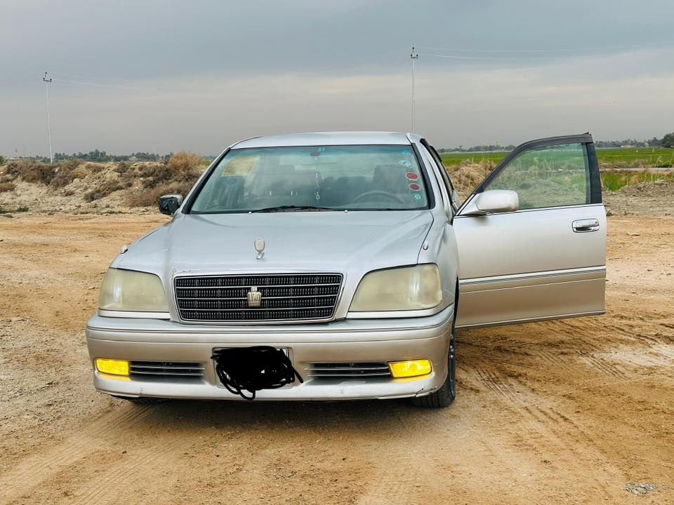 السلام عليكم ملكة للبيع [ادوات ادوات] دي 4الصغير ✅️لايت زنون 
اربع مقاعد كهرباء كرستال السيارة اصل  دكمتين السيارة  التكم الورة جاردة وأما باقي السيارة تخبل السعر ٣٥ 
العنوان (النجف الاشرف)
للأستفسار اكثر ***********
