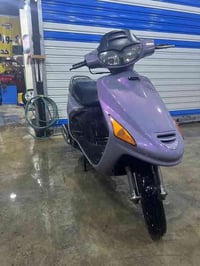 للبيع دراجه فراشه حاويه صار شهر نزلت من الحاويه كله بلاد ملاح فول 0781...