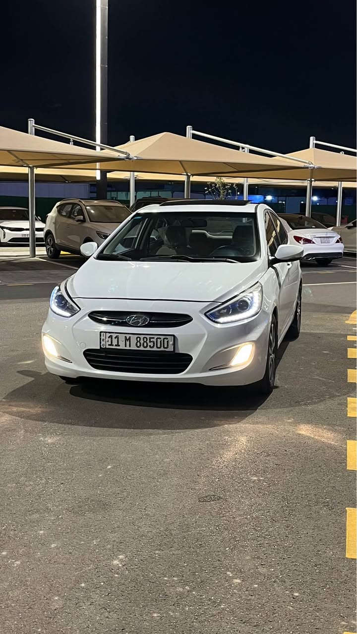 سلام عليكم
للبيع اكسنت 
موديل 2016 
خليجي 
بأسمي هزه ورقم جديد تحويل ثاني يوم
فول مواصفات
 فتحه 
محرك ١٦٠٠ 
ويل كروم 
شاشه 
لايت لد 
بكلايت لد 
5 ويل كب

كفاله كير ومحرك من كلشي
بدون نقص برغي
السياره كفاله عامه من الدعاميه للدعاميه لا تبديل ولا صبغ
بيها بارد شي بسيط وممبين

مكان السياره: بغداد العامريه

السعر: (12000$) يعني 120ورقه وبيها مجال 
للاستفسار: *********** بغداد, العراق
