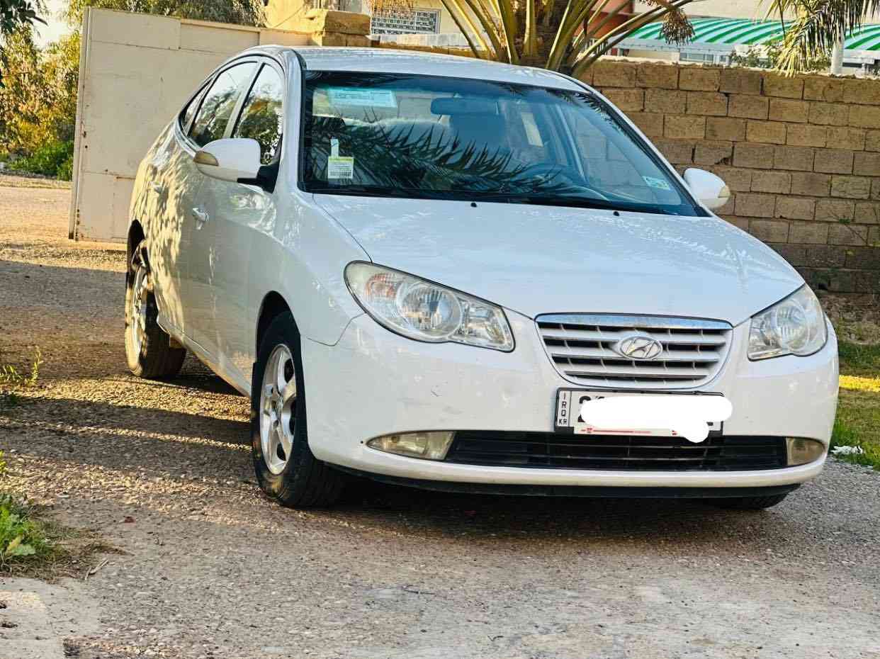 سلام عليكم 
الانترا 2010
محرك 1600 دكشن عالي 
ضررهه بابين  صبغ 
الرقم اسليمانيه 
السعر 110 
الستفسار على الرقم ***********
