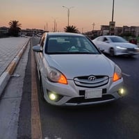 اكسنت موديل ٢٠١٠ وارد خليجي سياره بدون حادث مكينه وكير تبريد تخم تاير ...